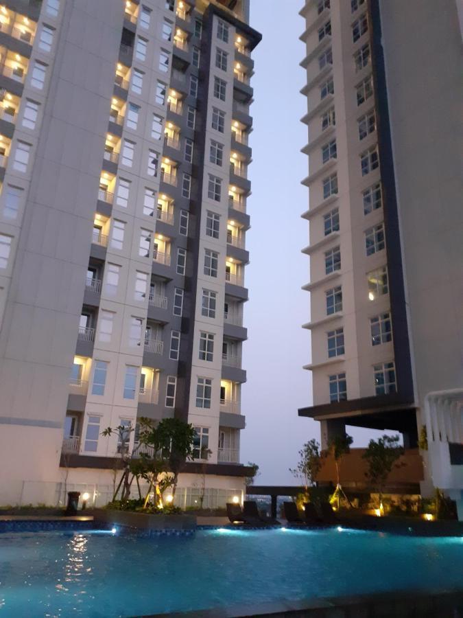 Bess Mansion Apartment, 16Th Floor Surabaya Kültér fotó